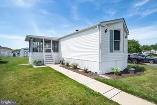 1739 Barbara Cir, Bear, DE 19701 - Photo 2