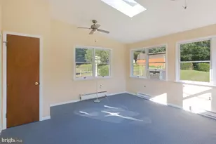 7 Greenridge Rd, Newark, DE 19711 - Photo 2