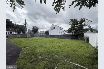 409 W Summit Avenue, Wilmington, DE 19804 - Photo 2