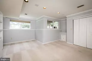 872 N Waterford Ln, Wilmington, DE 19808 - Photo 10