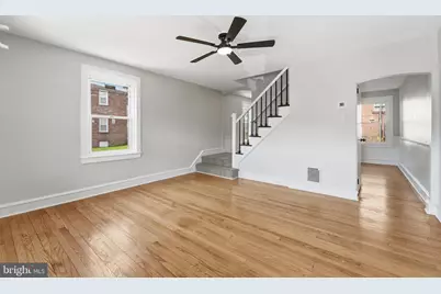 2201 N Locust Street, Wilmington, DE 19802 - Photo 2
