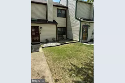 229 E Green Valley Circle, Newark, DE 19711 - Photo 1
