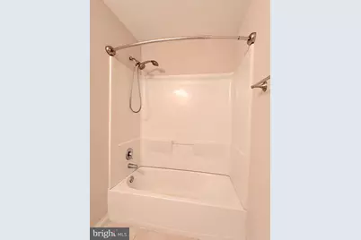 354 N Barrington Court, Newark, DE 19702 - Photo 18