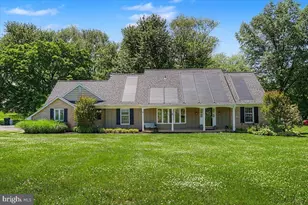 5 Tenby Chase Dr, Newark, DE 19711 - Photo 1