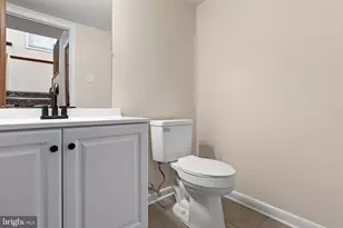 5516 Doral Dr, Wilmington, DE 19808 - Photo 8