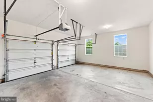 410 Janet Ct, New Castle, DE 19720 - Photo 8