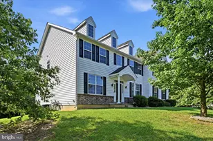 410 Janet Ct, New Castle, DE 19720 - Photo 2
