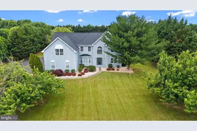 203 Deerfield Drive, Middletown, DE 19709 - Photo 2