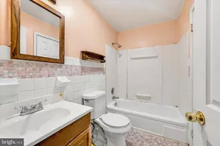 111 Wentworth Dr, Claymont, DE 19703 - Photo 14