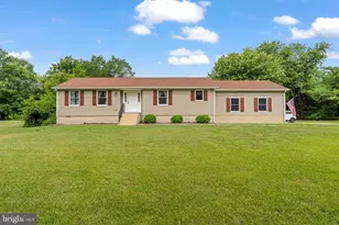 1602 Harvey Straughn Rd, Townsend, DE 19734 - Photo 1