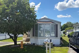 65 Kathy Ln, Wilmington, DE 19808 - Photo 2