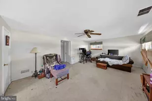 178 W Shelley Dr, Claymont, DE 19703 - Photo 18