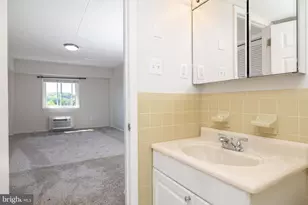 27701 Valley Run Dr, Wilmington, DE 19810 - Photo 16