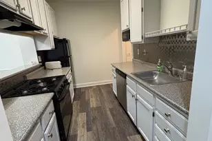 2702 Waters Edge Dr, Newark, DE 19702 - Photo 8