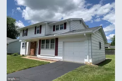 517 Garrick Road, Hockessin, DE 19707 - Photo 2