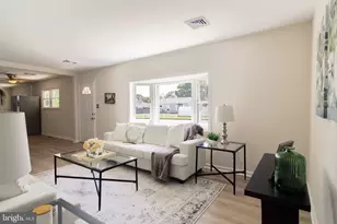17 Wardor Ave, New Castle, DE 19720 - Photo 2