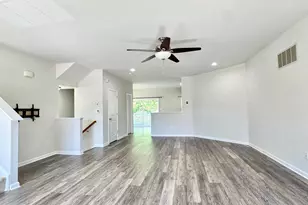 312 Wilkinson Dr, Newark, DE 19702 - Photo 2