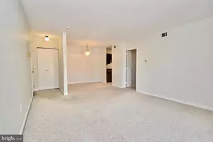 5428 Valley Green Dr, Wilmington, DE 19808 - Photo 4