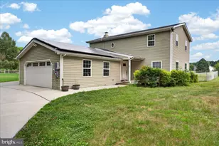 215 Tina Marie Ln, Smyrna, DE 19977 - Photo 2
