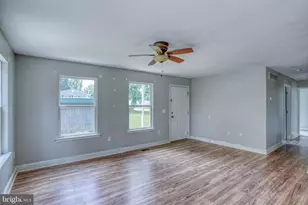 203 Hamilton St, Delaware City, DE 19706 - Photo 8