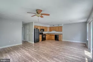 203 Hamilton St, Delaware City, DE 19706 - Photo 2