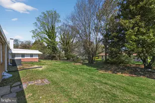 207 Rolling Green Ave, New Castle, DE 19720 - Photo 6