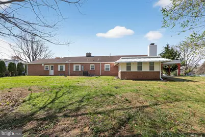 207 Rolling Green Avenue, New Castle, DE 19720 - Photo 8