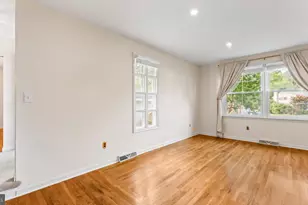 2221 Regal Dr, Wilmington, DE 19810 - Photo 6