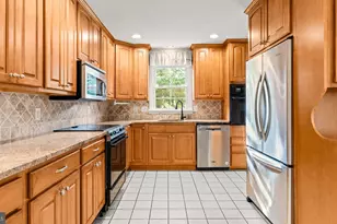 2221 Regal Dr, Wilmington, DE 19810 - Photo 8