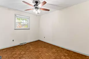 2221 Regal Dr, Wilmington, DE 19810 - Photo 14