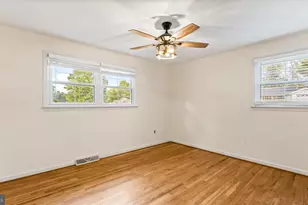 2221 Regal Dr, Wilmington, DE 19810 - Photo 16