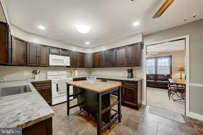 3603 Squirrel Hill Court, Wilmington, DE 19808 - Photo 6