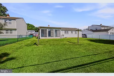 332 E Roosevelt Avenue, New Castle, DE 19720 - Photo 26