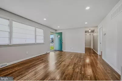 332 E Roosevelt Avenue, New Castle, DE 19720 - Photo 6
