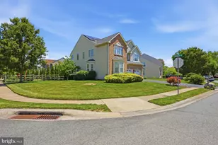 3 Lotus Cir S, Bear, DE 19701 - Photo 2