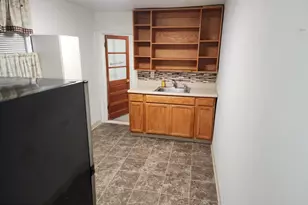 214 Stroud, Wilmington, DE 19805 - Photo 2
