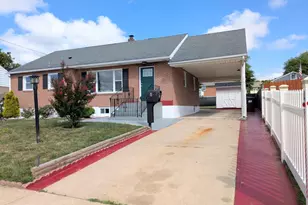 4 Glover Cir, Wilmington, DE 19804 - Photo 1