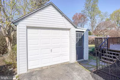 523 Essex Avenue, Wilmington, DE 19804 - Photo 6