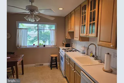 843 Parkside Boulevard, Claymont, DE 19703 - Photo 2