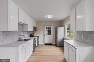 66 Chesterfield Dr, New Castle, DE 19720 - Photo 6
