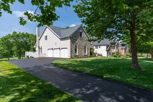 218 Audubon Dr, Bear, DE 19701 - Photo 2