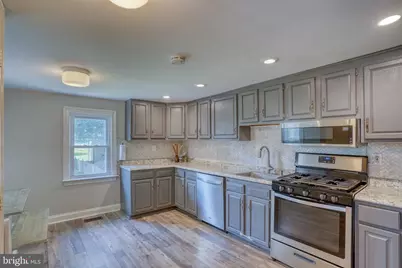 216 E 2nd Street, New Castle, DE 19720 - Photo 18