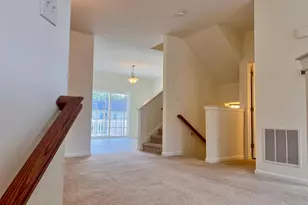 654 Jacobsen Cir, Newark, DE 19702 - Photo 6