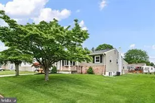602 Tamara Cir, Newark, DE 19711 - Photo 2