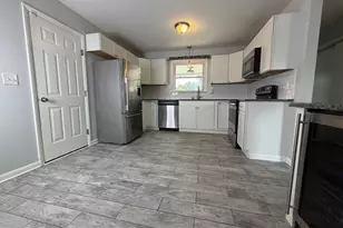 3211 Carillon Dr, Wilmington, DE 19808 - Photo 2