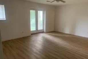 3902 Eastview Ln, Wilmington, DE 19802 - Photo 2