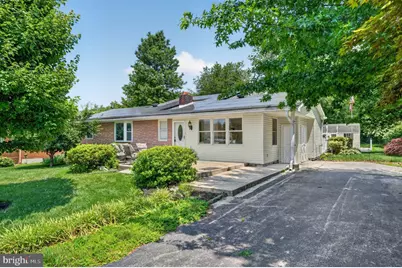 13 Central Avenue, New Castle, DE 19720 - Photo 1