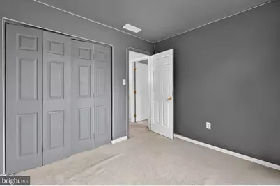 4 Versailles Court, Newark, DE 19702 - Photo 2