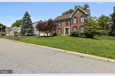 307 Blue Jay Drive, Hockessin, DE 19707 - Photo 2