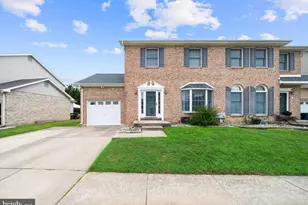 109 Marble House Dr, Bear, DE 19701 - Photo 2
